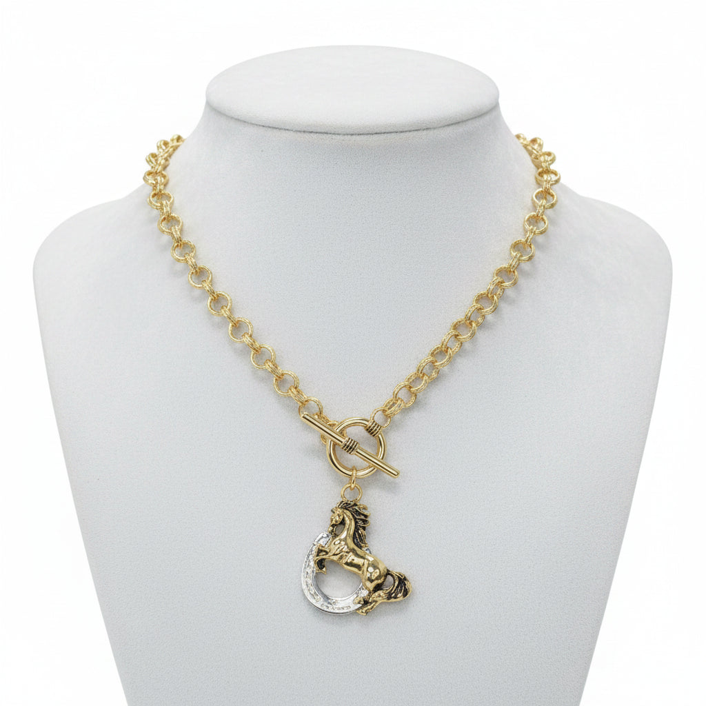HORSE CHARM PENDANT NECKLACE