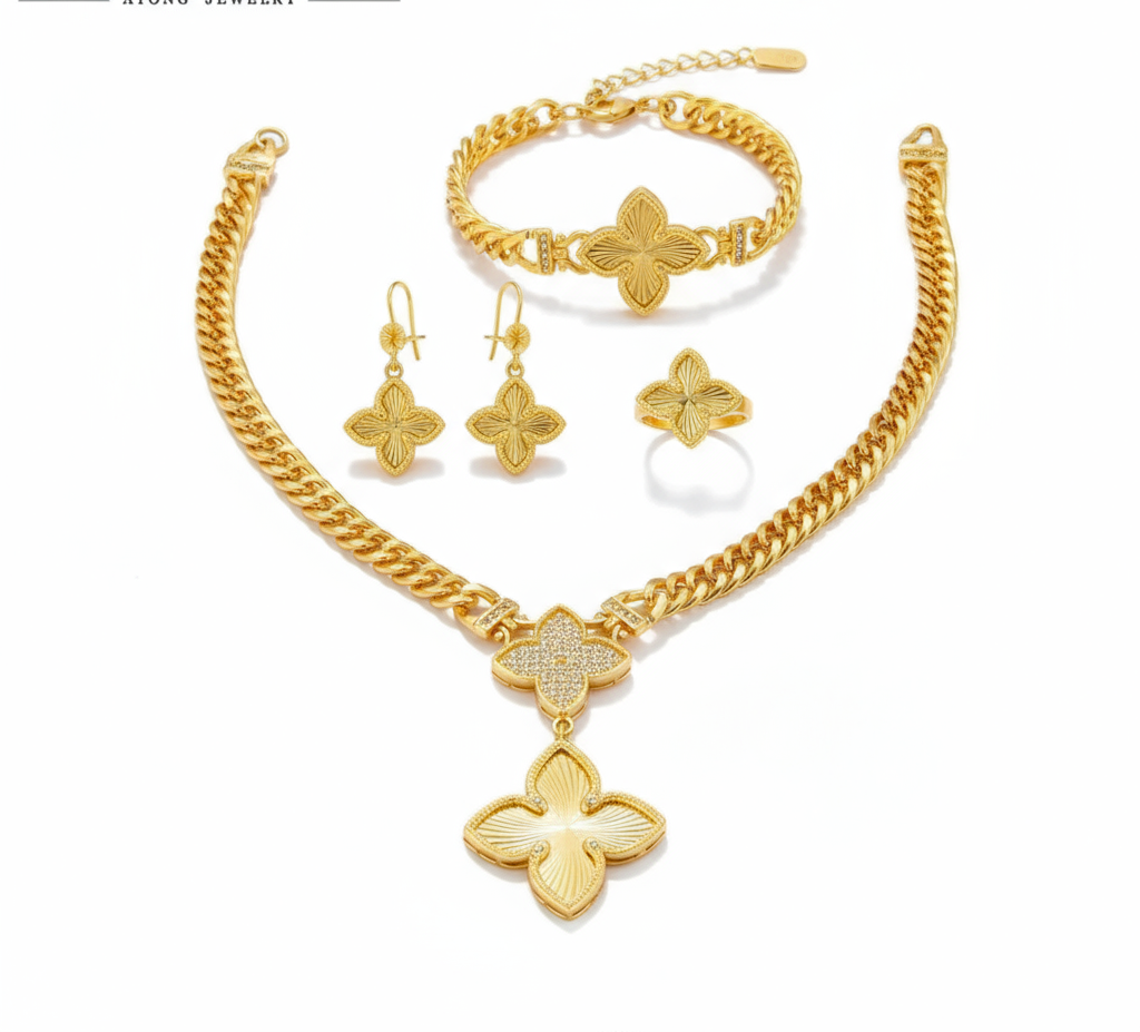 Four Piece Clover Set