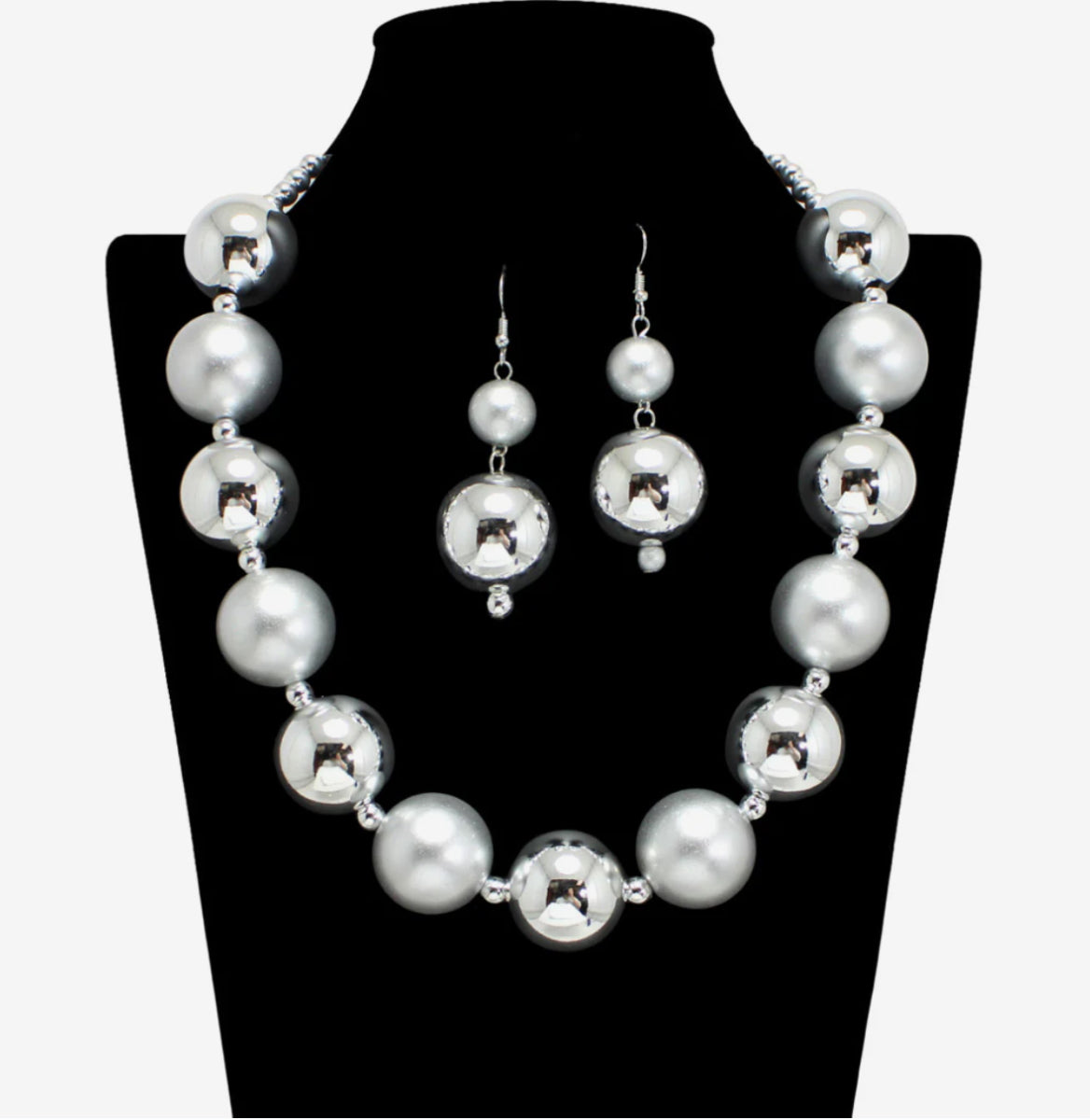 BEADED STATEMENT NECKLACE, SILVER