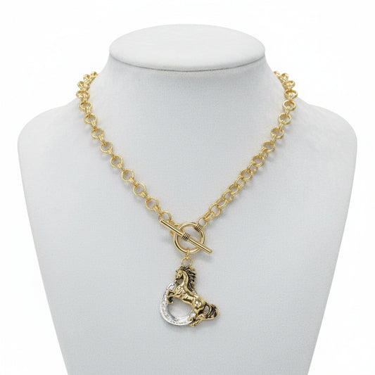 HORSE CHARM PENDANT NECKLACE