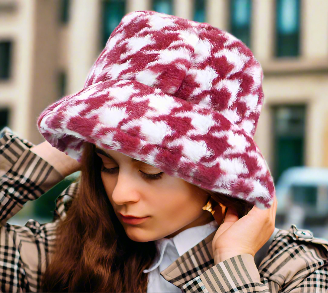 Houndstooth Pattern Bucket Hat