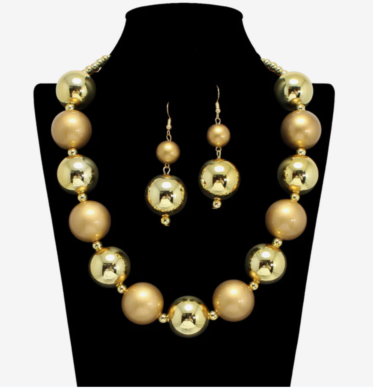 BEADED STATEMENT NECKLACE, GOLD