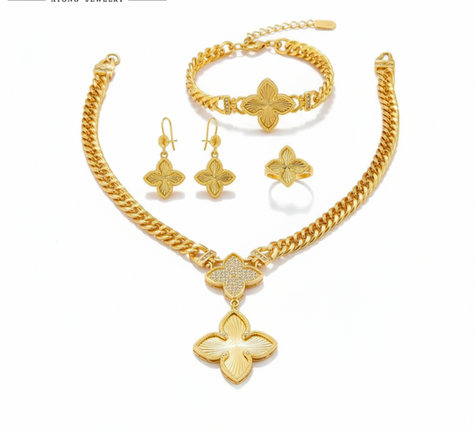 Four Piece Clover Set