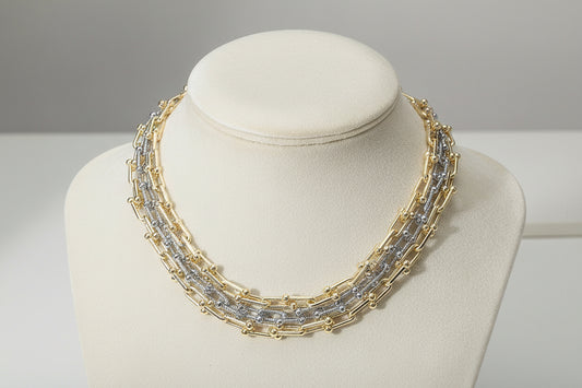 BOLD CHUNKY MULTI-STRAND MAGNETIC CLOSURE NECKLACE
