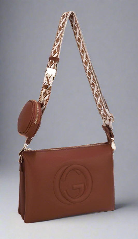 CROSSBODY HANDBAG WITH GUITAR STRAP, BRICK